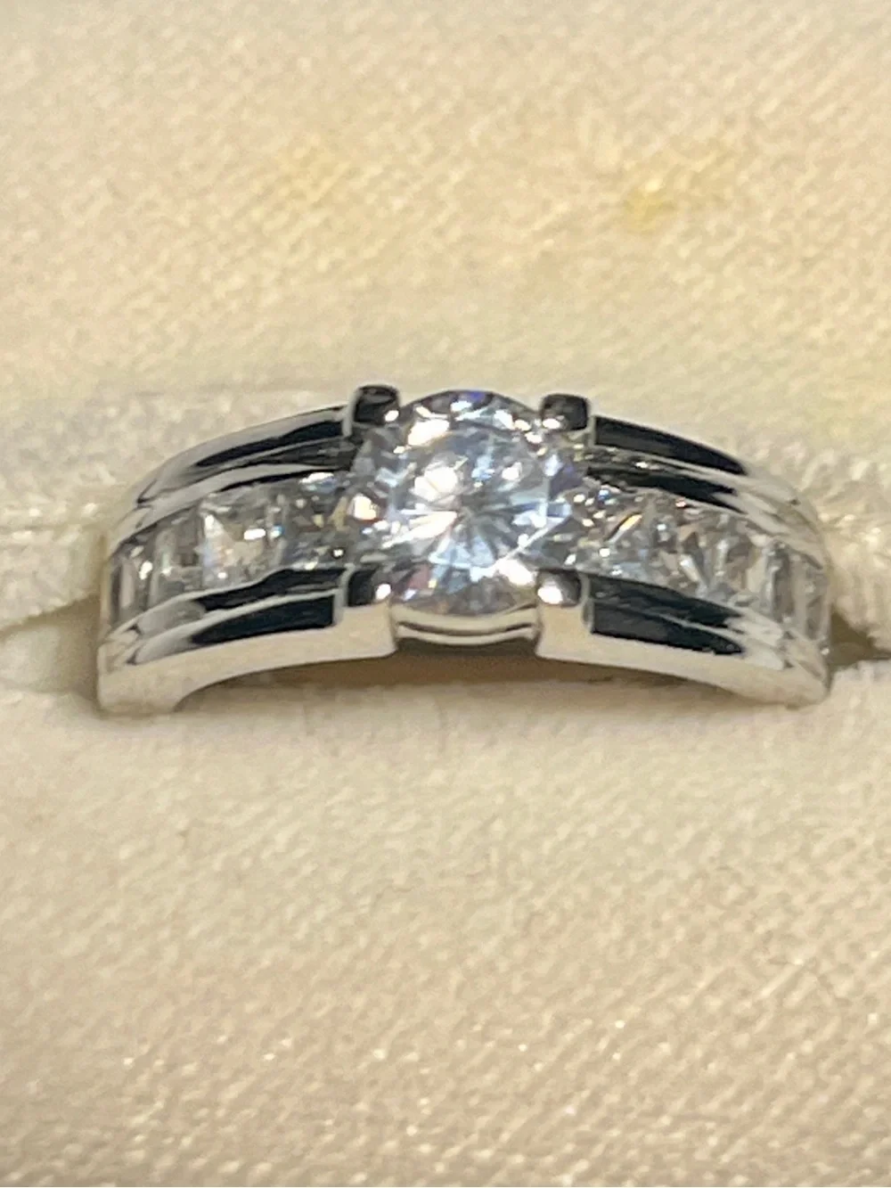 Vintage Cathedral-Style Cubic Zirconia Sterling Silver 925 Mounted Ring | Size 9